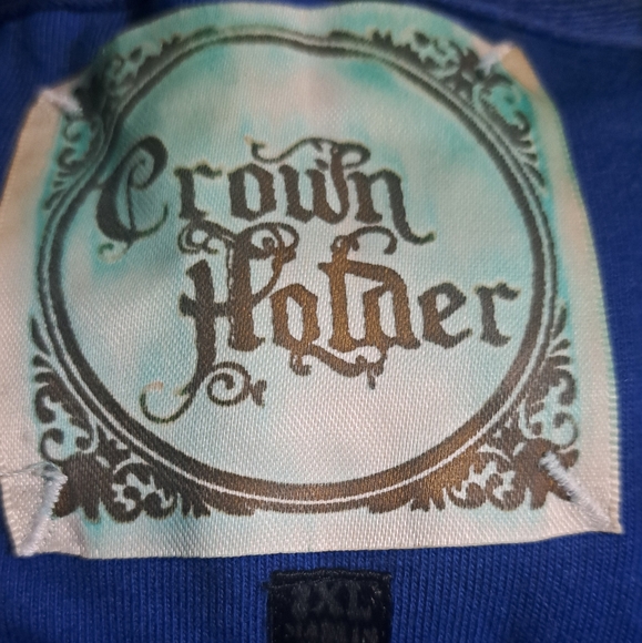Vintage Crown Holder Shirt, Retro Crown Holder Shirt, Crown Holder Brand - Picture 2 of 3